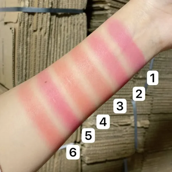 رژگونه استیکی پنجه گربه کالرکاستل