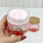 کره بدن کیک توت فرنگی حجم 200 گرم