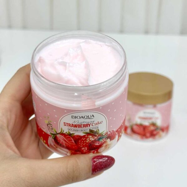 کره بدن کیک توت فرنگی حجم 200 گرم